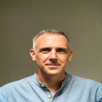 Porträtfoto des stellvertretenden Schulleiters Jens Lipken